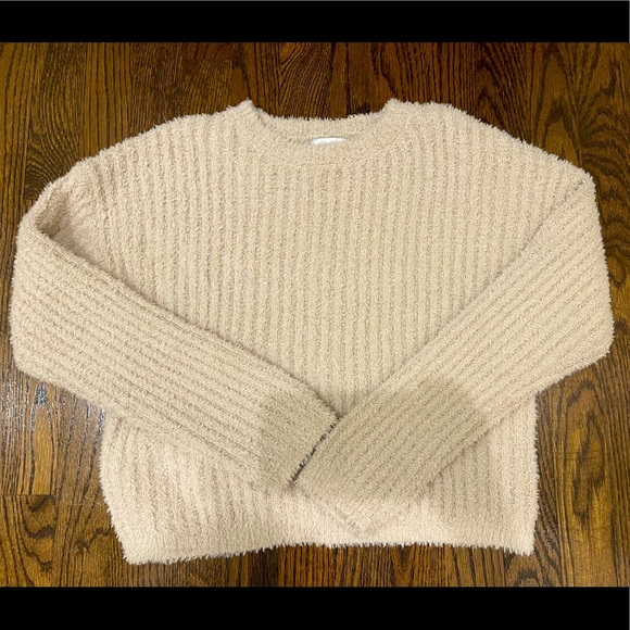 Soft, lightweight, cream colored crew neck fuzzy sweater - Picture 1 of 4